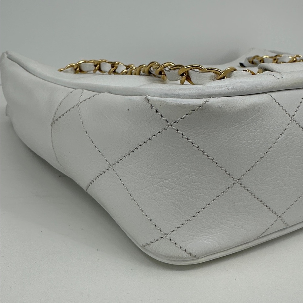 Authenticated CHANEL Quilted Shoulder Bag- White - Picture 12 of 16